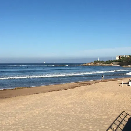 Beach House - Carcavelos